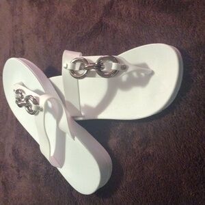 Elegant White Sandals with Silver Chain Detail